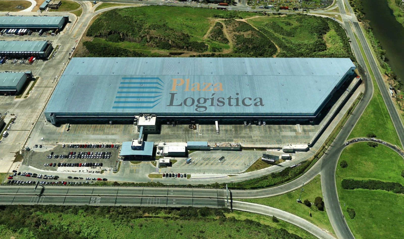 Obra industrial proyectada por EPARQS